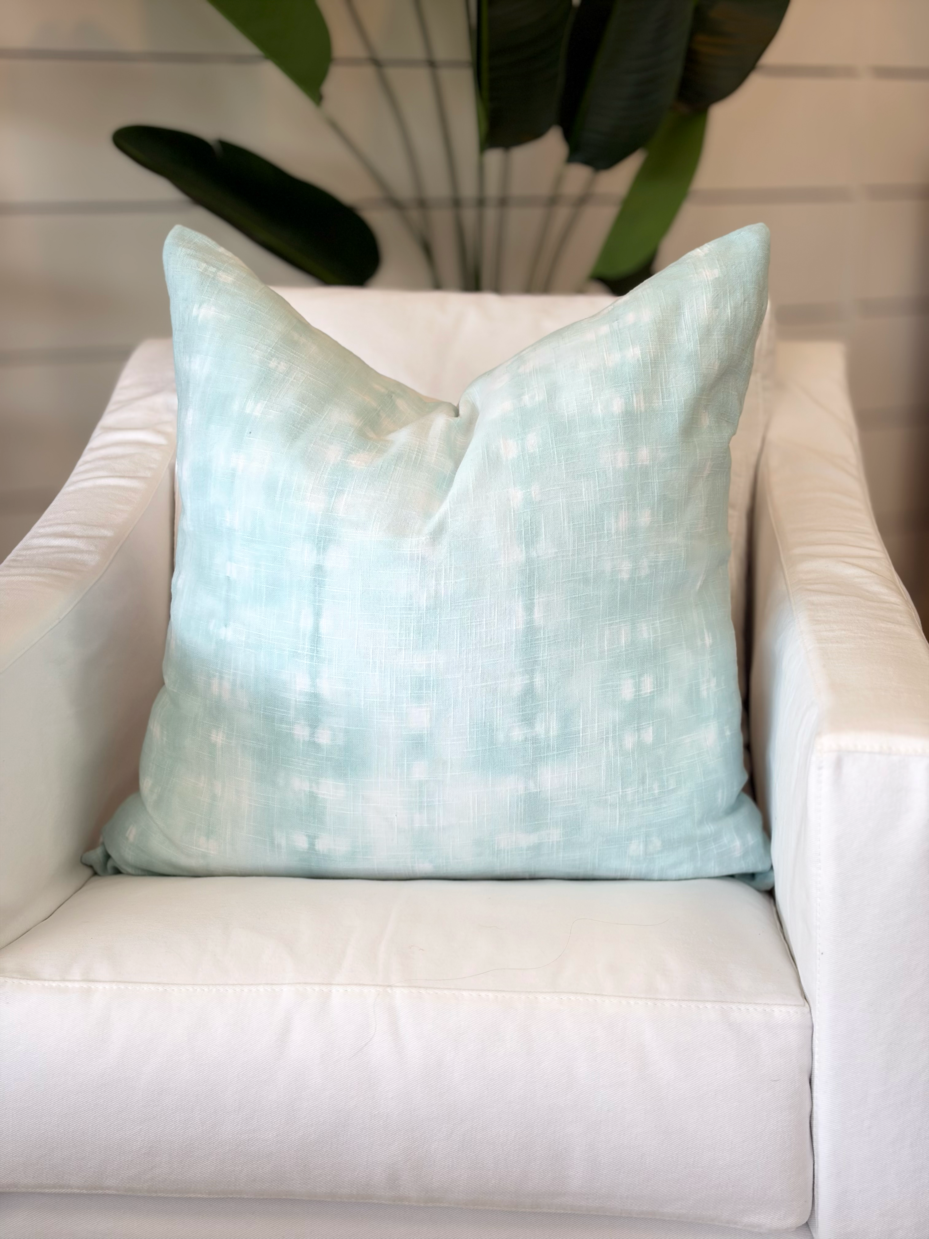 24" Shibori Bamboo Pillow - Seafoam